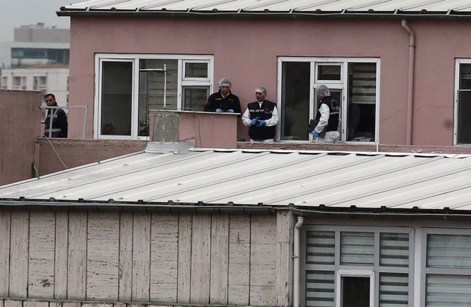 Dehşetin izleri gün ağarınca ortaya çıktı 31