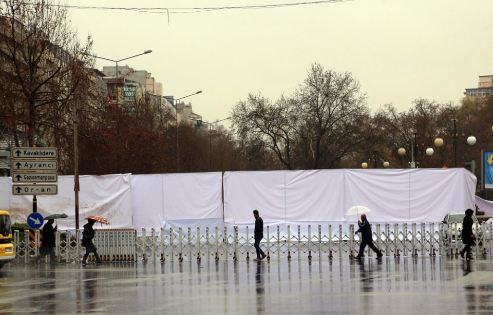 Dehşetin izleri gün ağarınca ortaya çıktı 56