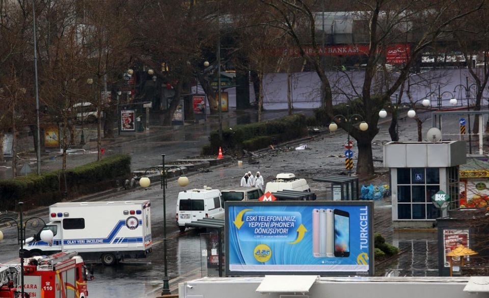 Dehşetin izleri gün ağarınca ortaya çıktı 62