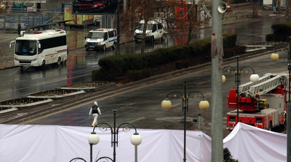 Dehşetin izleri gün ağarınca ortaya çıktı 67