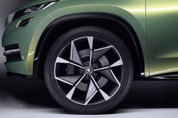 Skoda VisionS, iç mekanıyla göz kamaştırıyor 18