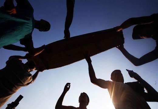 Srebrenitsa katliamının korkunç fotoğrafları 27