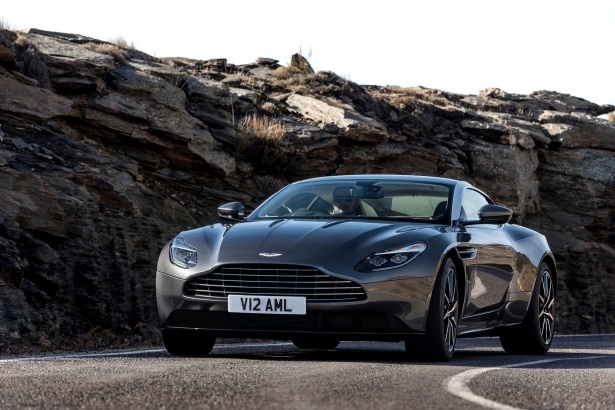 Aston Martin DB11 Türkiye'ye geliyor 26
