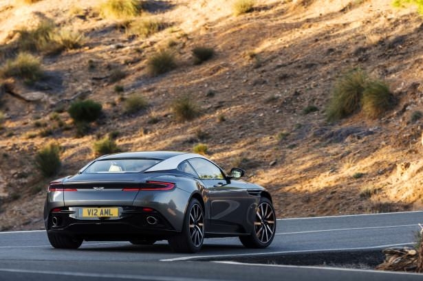 Aston Martin DB11 Türkiye'ye geliyor 28