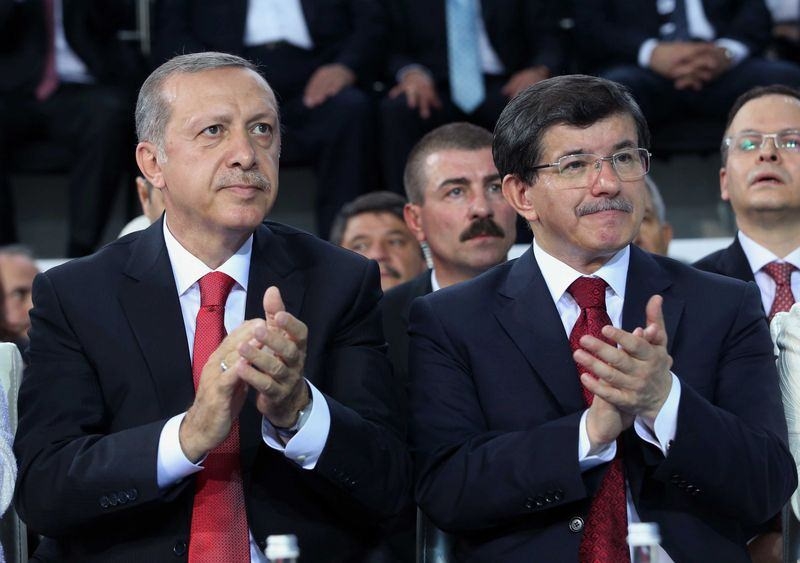 İki yol arkadaşı 'Erdoğan ve Davutoğlu' 11