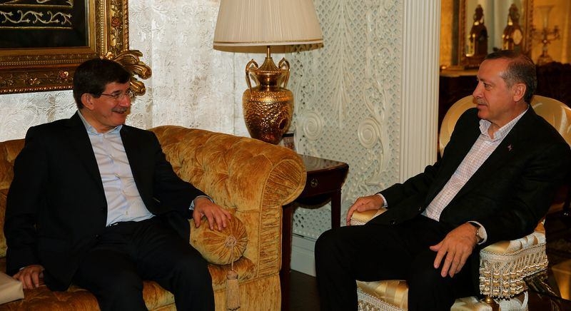 İki yol arkadaşı 'Erdoğan ve Davutoğlu' 24