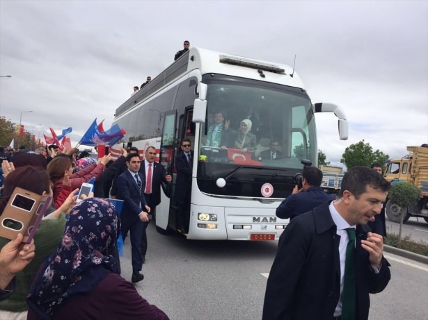 Sare Davutoğlu'ndan Konya'da dikkat çeken hareket 22