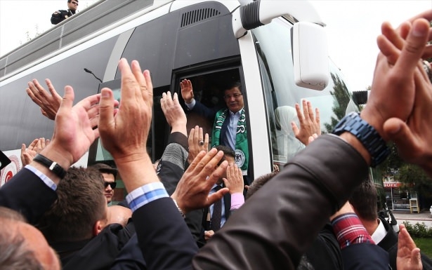 Sare Davutoğlu'ndan Konya'da dikkat çeken hareket 6