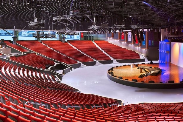 Sümeyye Erdoğan'ın mutlu günü 19