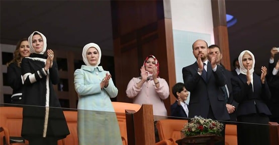 Sümeyye Erdoğan'ın mutlu günü 32