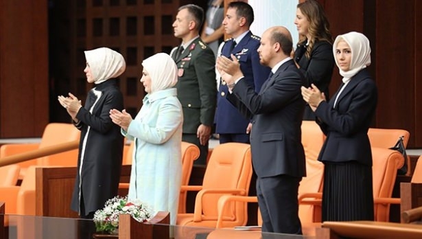 Sümeyye Erdoğan'ın mutlu günü 33