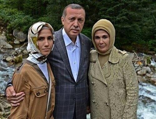 Sümeyye Erdoğan'ın mutlu günü 44