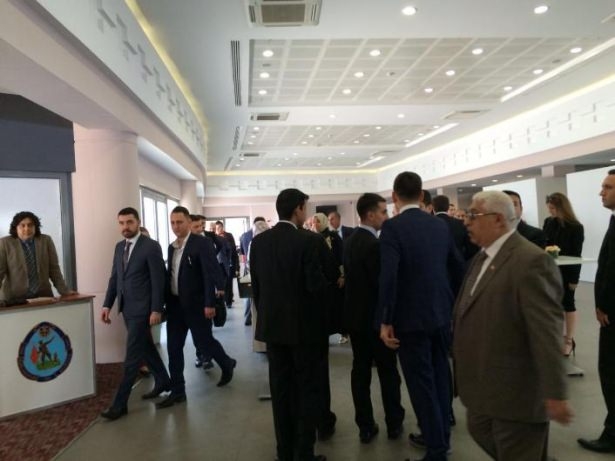 Sümeyye Erdoğan ve Selçuk Bayraktar'ın düğününden ilk kareler 13