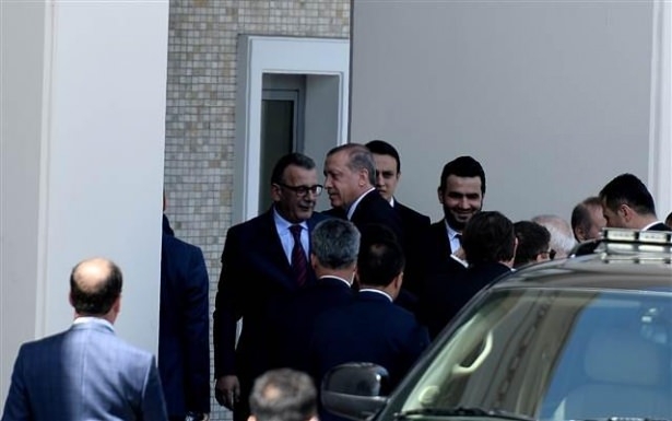 Sümeyye Erdoğan ve Selçuk Bayraktar'ın düğününden ilk kareler 14