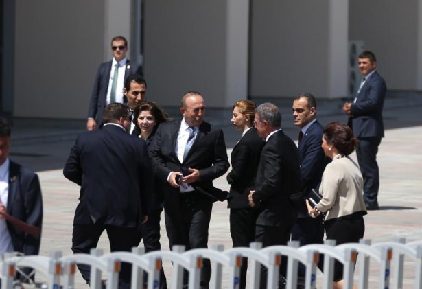 Sümeyye Erdoğan ve Selçuk Bayraktar'ın düğününden ilk kareler 21