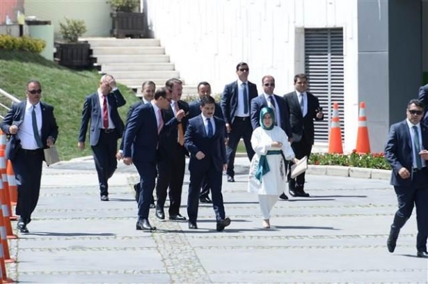 Sümeyye Erdoğan ve Selçuk Bayraktar'ın düğününden ilk kareler 28