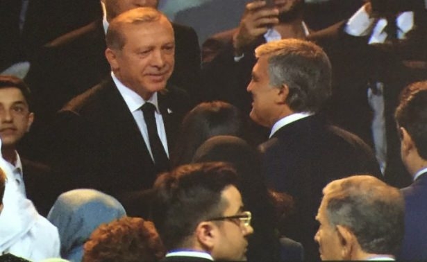 Sümeyye Erdoğan ve Selçuk Bayraktar'ın düğününden ilk kareler 8