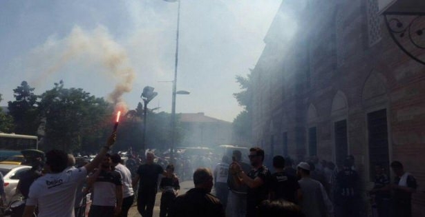 Beşiktaş taraftarı kutlamalara erken başladı 30