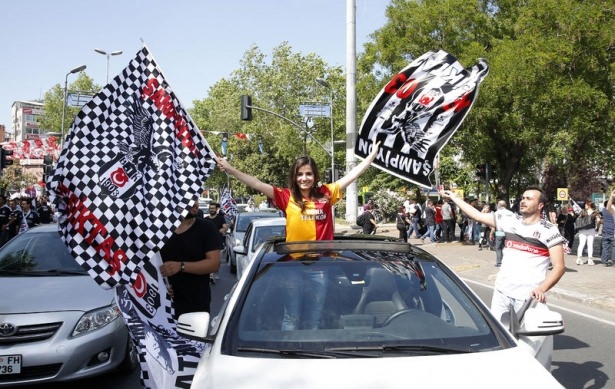 Beşiktaş taraftarı kutlamalara erken başladı 39