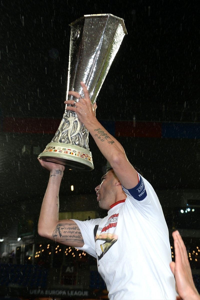 Avrupa'nın en büyüğü: Sevilla 15