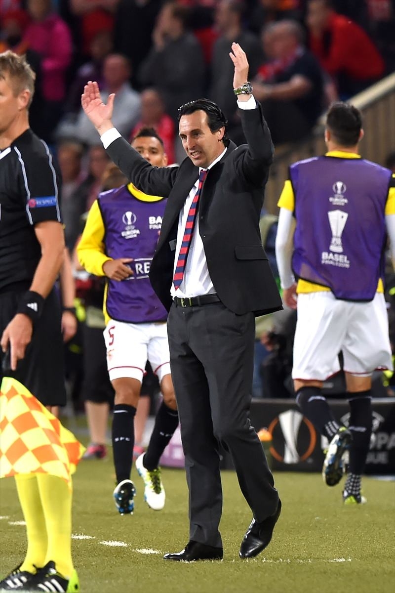 Avrupa'nın en büyüğü: Sevilla 27