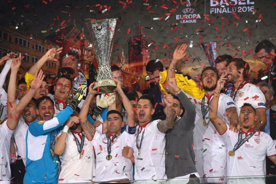 Avrupa'nın en büyüğü: Sevilla 34