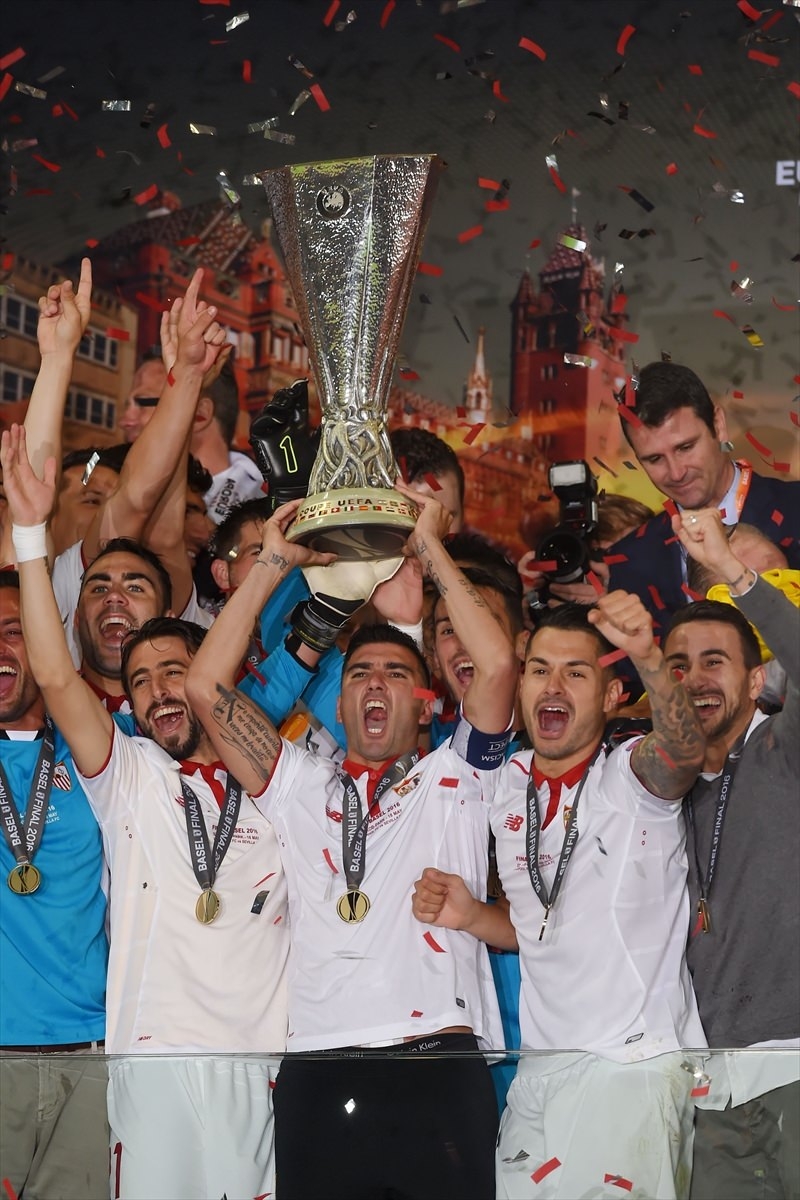 Avrupa'nın en büyüğü: Sevilla 35