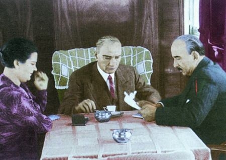 Görmediğiniz kareleriyle 'Atatürk' 118