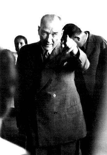 Görmediğiniz kareleriyle 'Atatürk' 7