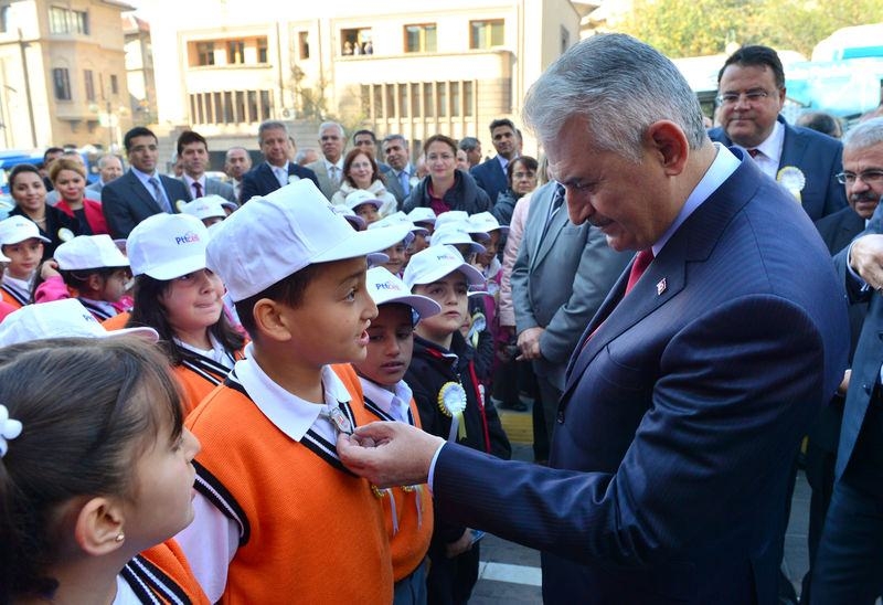 İşte yeni Başbakan Binali Yıldırım 17