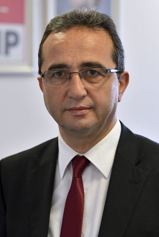 İşte parti parti milletvekillerin fezleke sayıları 76