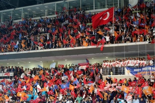 AK Parti 2. Olağanüstü Büyük Kongresi 40