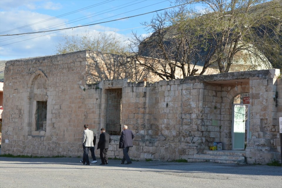 Hasankeyf, tarihi ve kültür varlıkları ile taşınacak 26