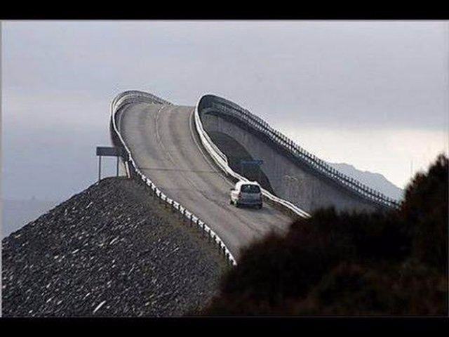 Dünyanın en tehlikeli yolları 36