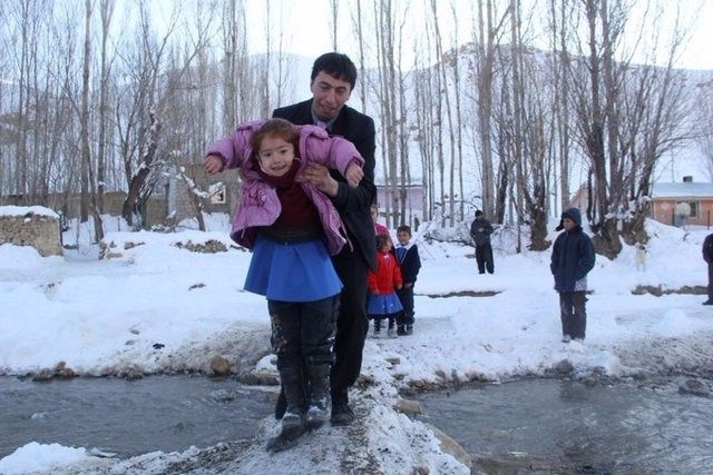 Dünyanın en tehlikeli yolları 61