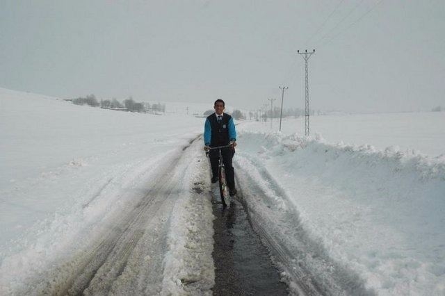 Dünyanın en tehlikeli yolları 63