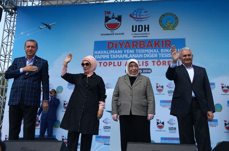 Cumhurbaşkanı ve Başbakan Diyarbakır'da 23