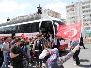 Cumhurbaşkanı ve Başbakan Diyarbakır'da