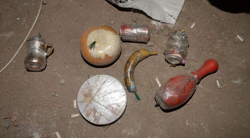 PKK'nın 'Patlayıcı imalathanesi' imha edildi 11