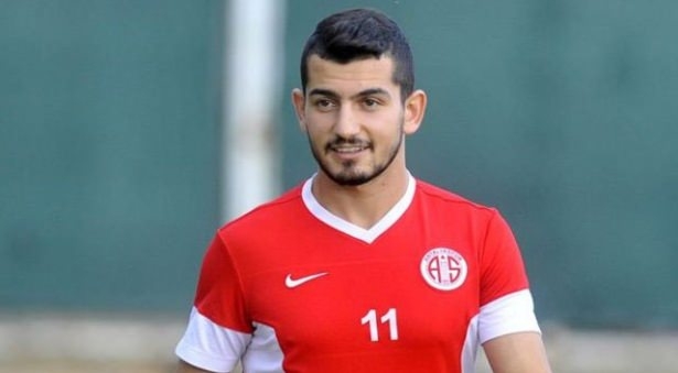 İşte sözleşmesi biten futbolcular 22