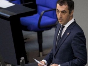 İşte Ermeni soykırımı var diyen 11 Türk vekil