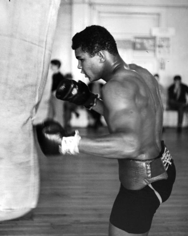 Muhammed Ali hayatını kaybetti 54