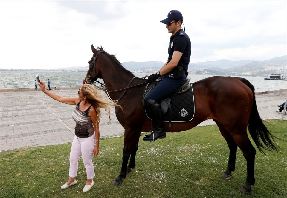 İzmir'de "Dört nala" güvenlik 21