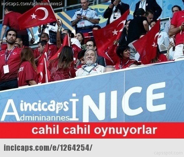 Türkiye-İspanya maçı capsleri! 26