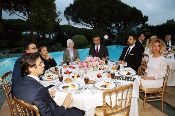 Erdoğan sanatçı ve sporcuları ağırladı 5