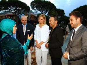 Erdoğan sanatçı ve sporcuları ağırladı