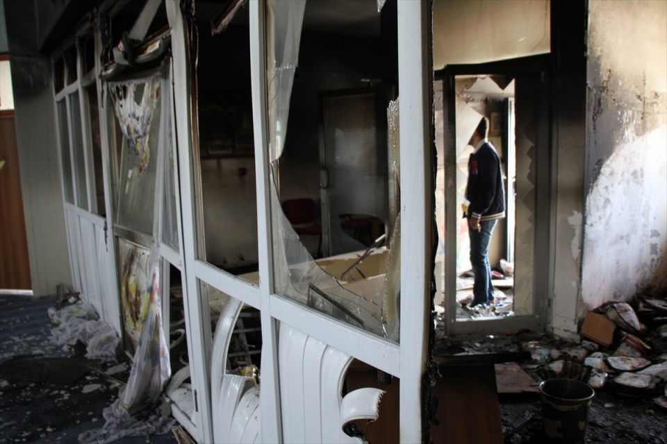 Teröristler anaokuluna saldırdı! 15