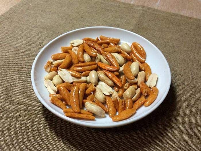 Ağaçtan oyduğu yiyecek figürleri insanı şaşırtıyor! 18