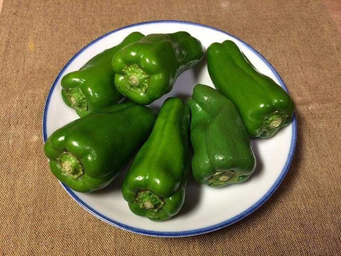 Ağaçtan oyduğu yiyecek figürleri insanı şaşırtıyor! 21