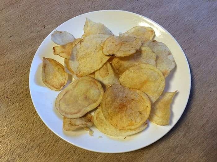 Ağaçtan oyduğu yiyecek figürleri insanı şaşırtıyor! 3